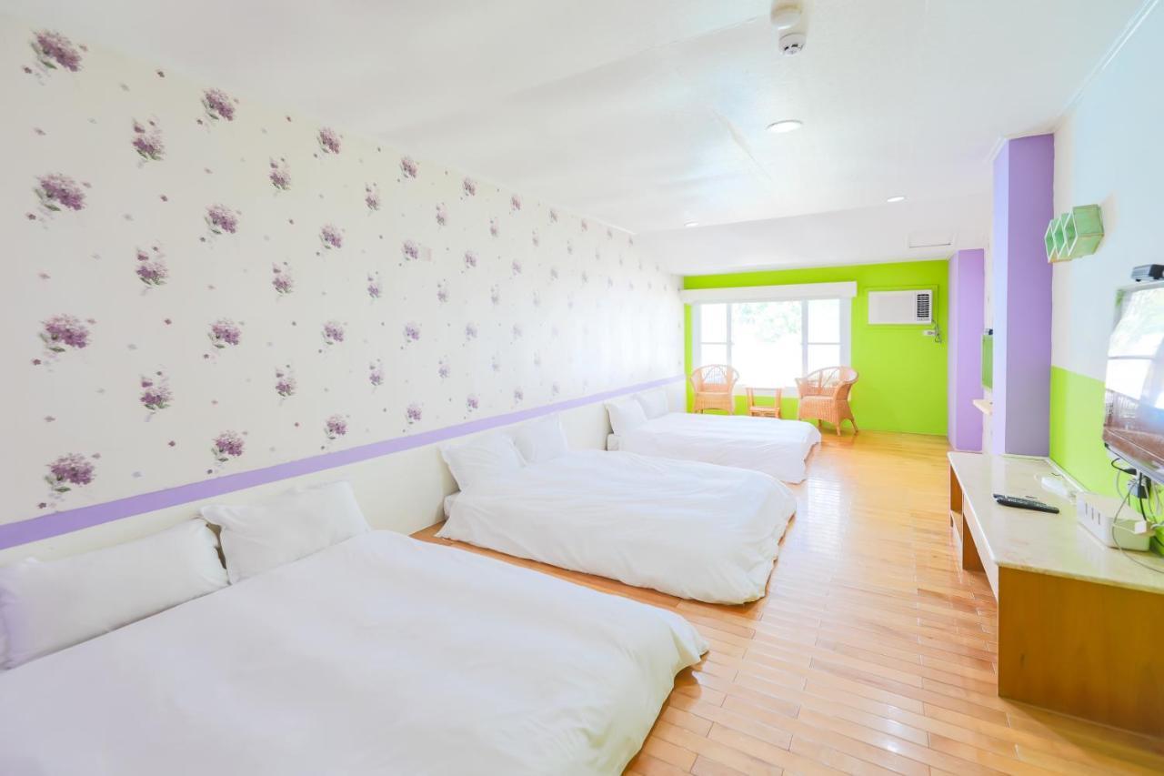Lovestar Lakeside Hotel - Stars Building Наньвань Номер фото