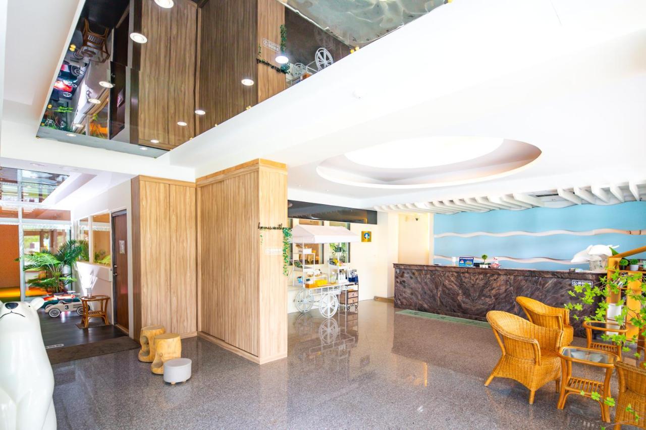 Lovestar Lakeside Hotel - Stars Building Наньвань Экстерьер фото